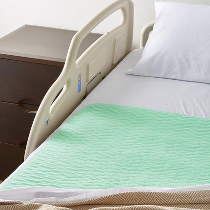 Medline Sofnit 300 Reusable Underpad, 34" x 36" (86 cm x 91 cm), Green